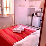 Pensión Arazurrina Cagliari